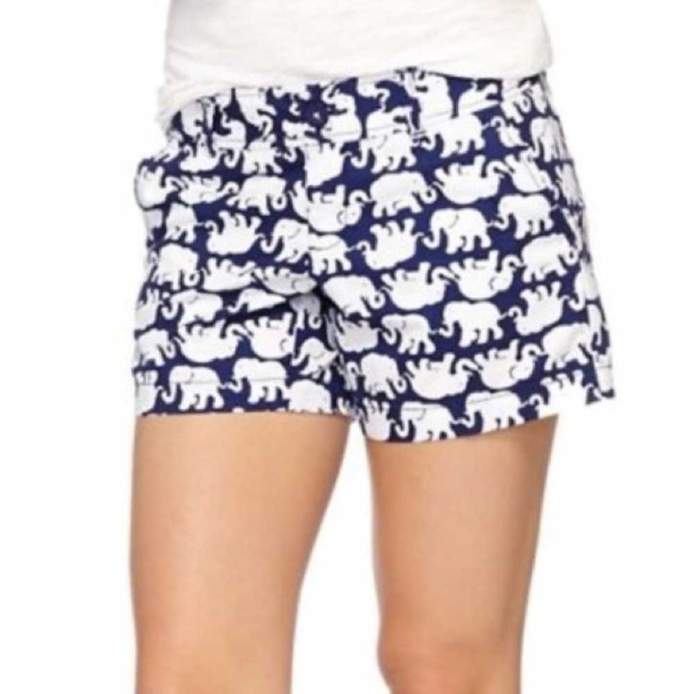 NWOT Lilly Pulitzer Navy and White Elephant Print Callahan Shorts, size 12